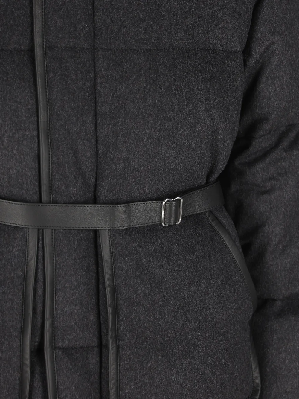 Tod's Belted Padded Coat - Grey 