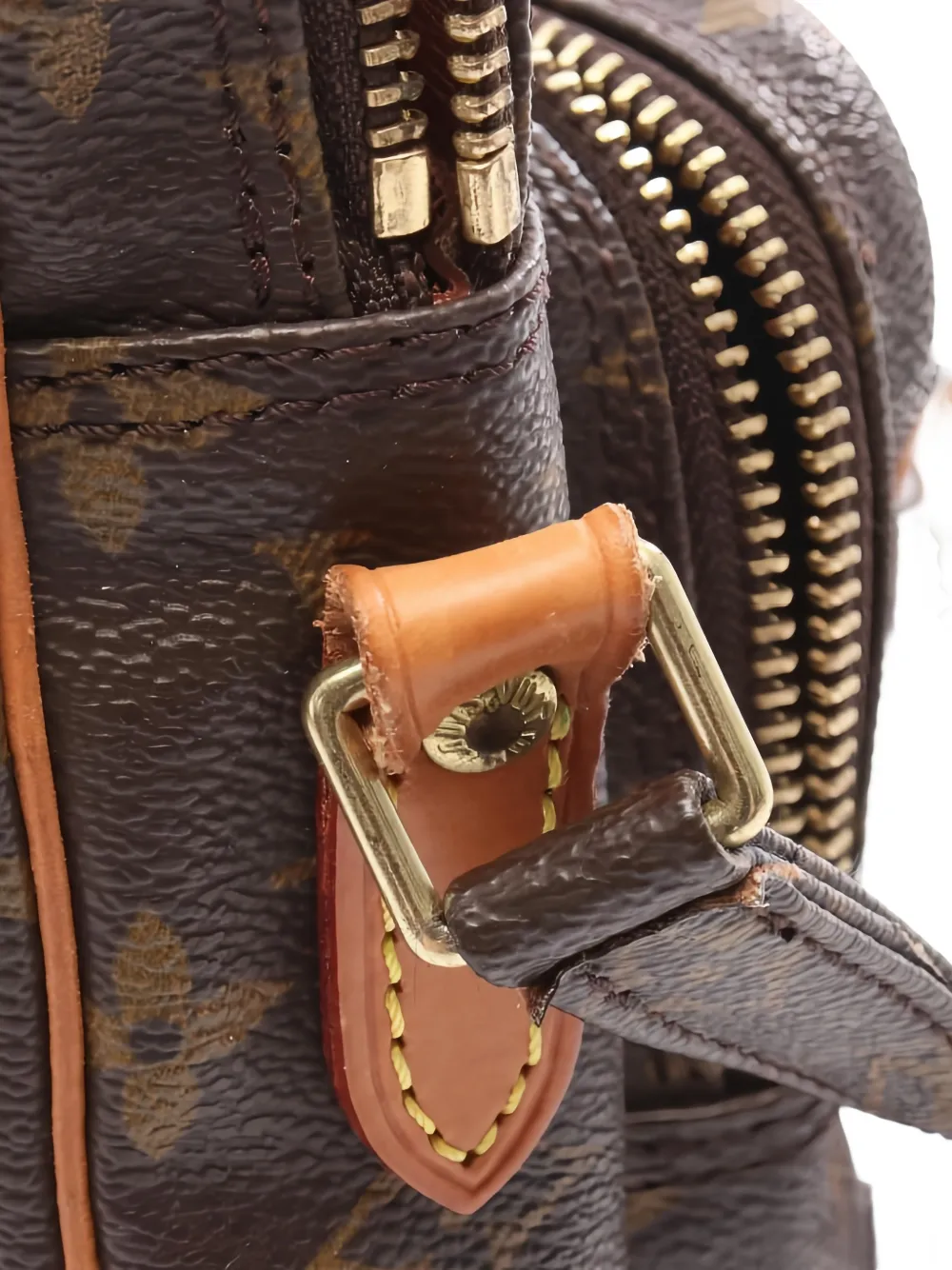 2001 Amazon Monogram Shoulder Bag