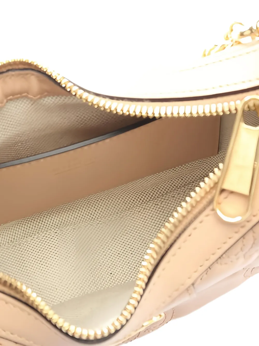 2010's Gg Matelasse Chain Shoulder Bag