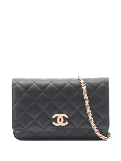 CHANEL Pre-Owned 2021 matelasse chain wallet