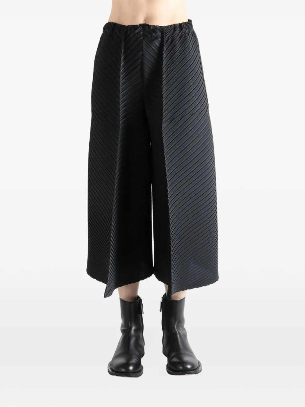  Issey Miyake Pleated Trousers - Black 