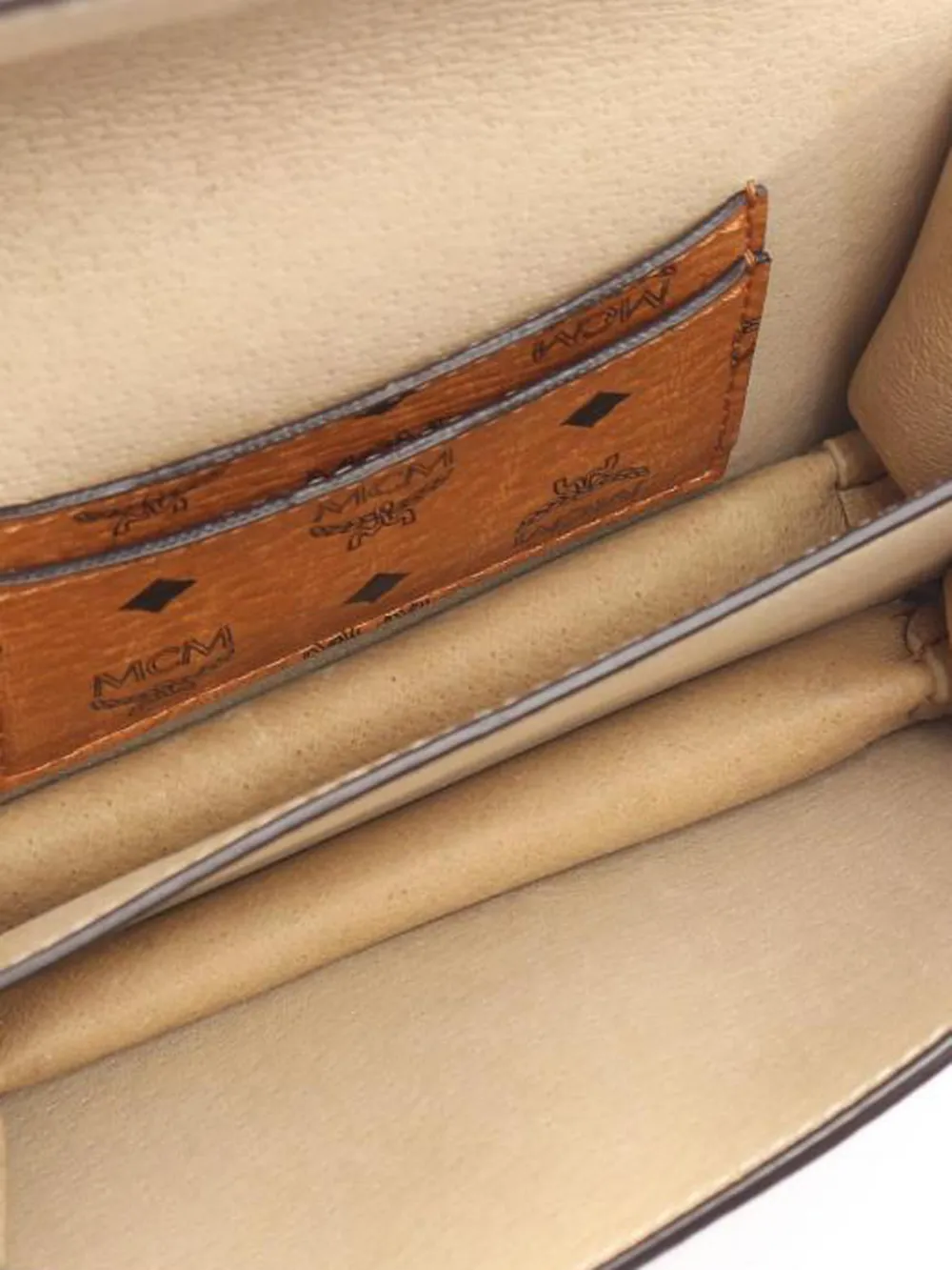 Visetos Rabbit Shoulder Bag