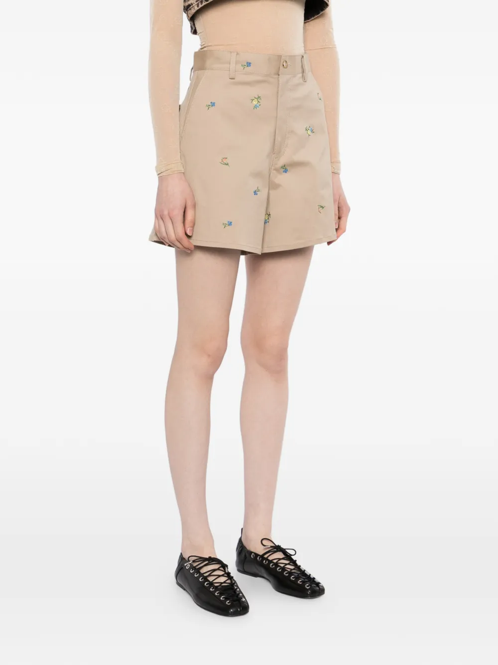  Jnby Floral-embroidered Shorts - Neutrals 