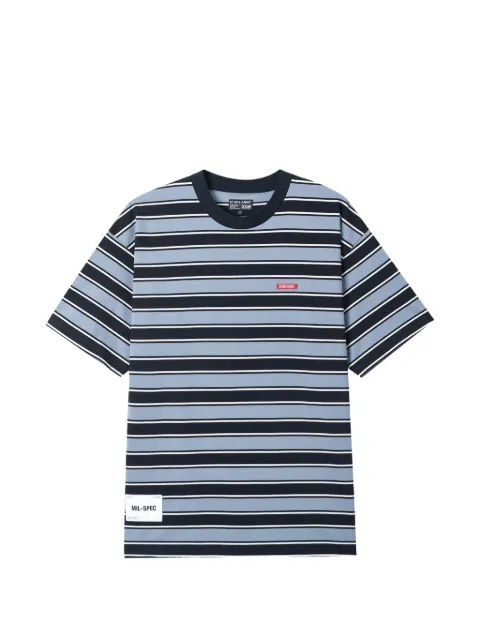 izzue striped patch T-shirt