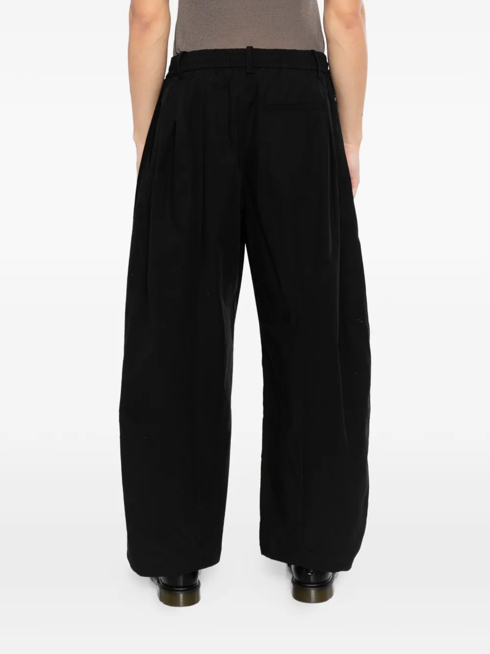CROQUIS Broek met toelopende pijpen Zwart