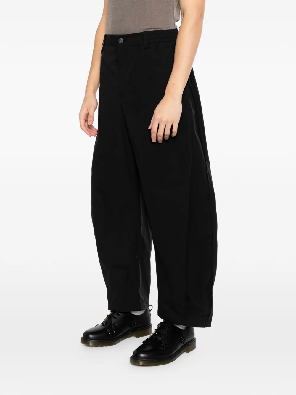 CROQUIS Broek met toelopende pijpen Zwart