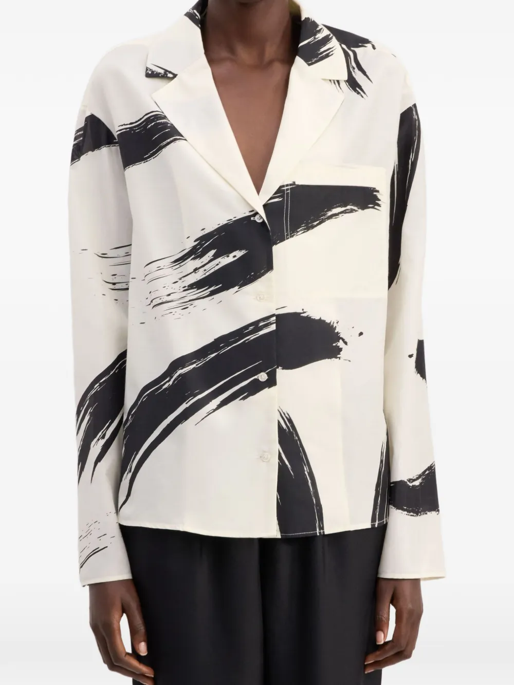 LouLou de Saison Sana blouse met Cubaanse kraag en print Beige