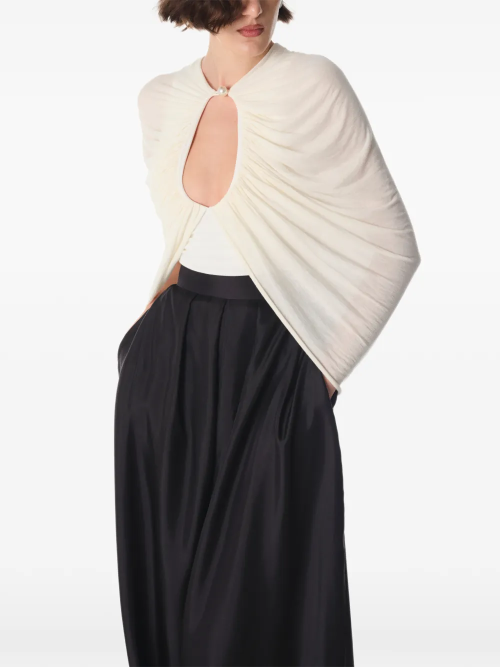 MANURÍ Gedrapeerde blouse Beige