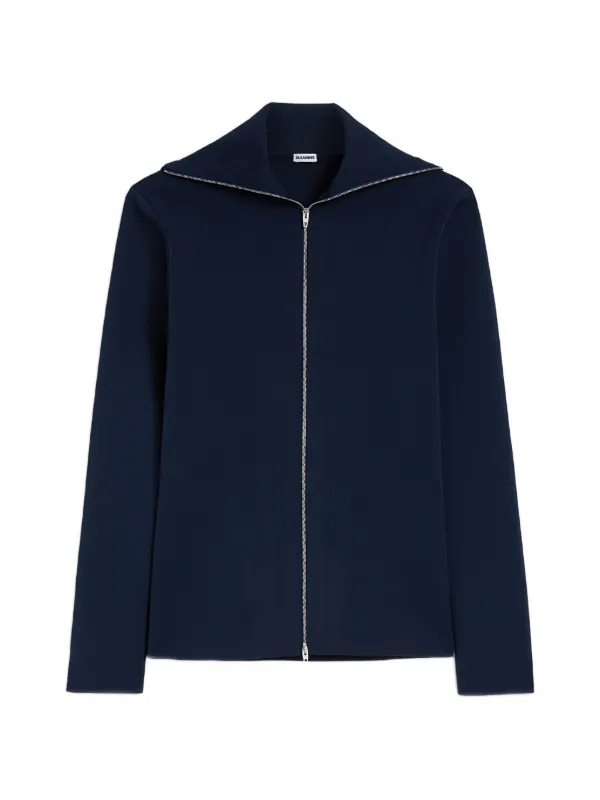 33728228_64673808_600.jpg