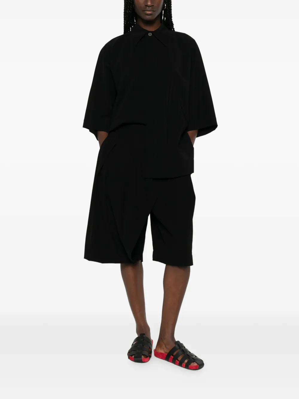 Issey Miyake Looped shorts Zwart
