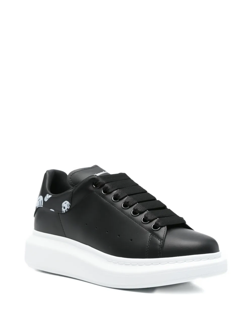 Alexander McQueen Oversized skull-print sneakers Zwart