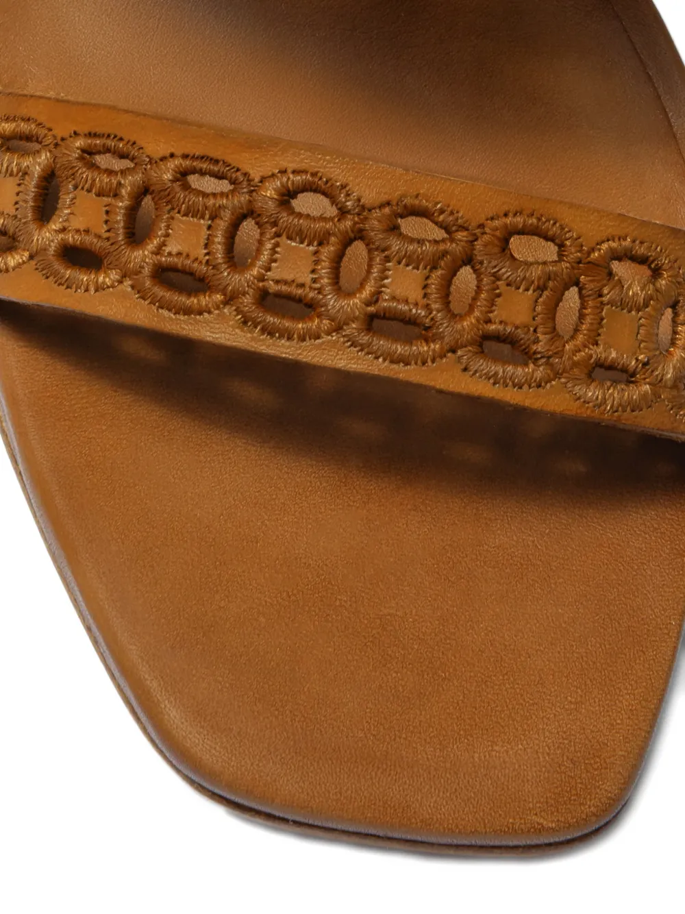 Bernardo Gemma sandalen met uitgesneden details Bruin