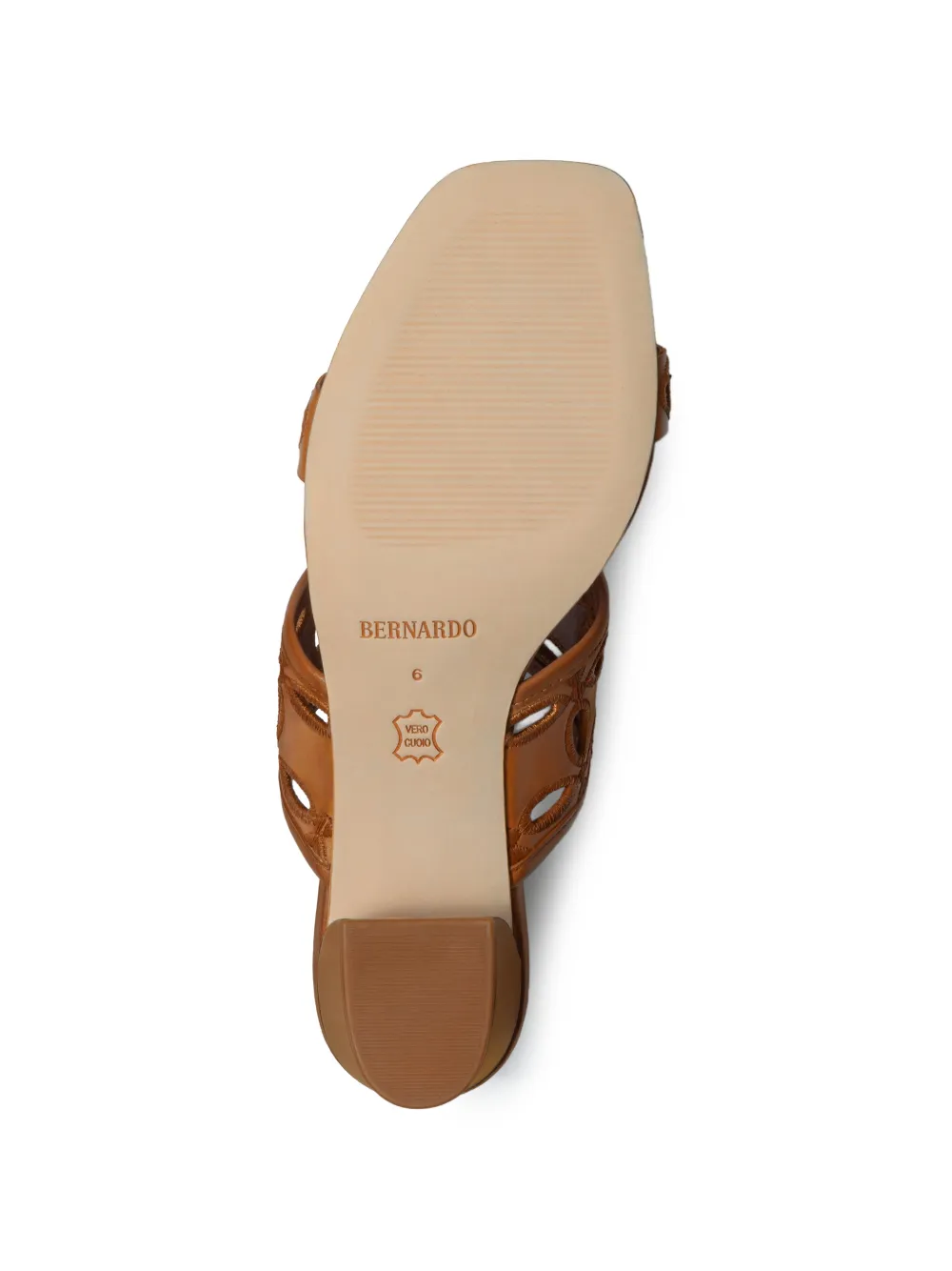 Bernardo Gemma sandalen met uitgesneden details Bruin