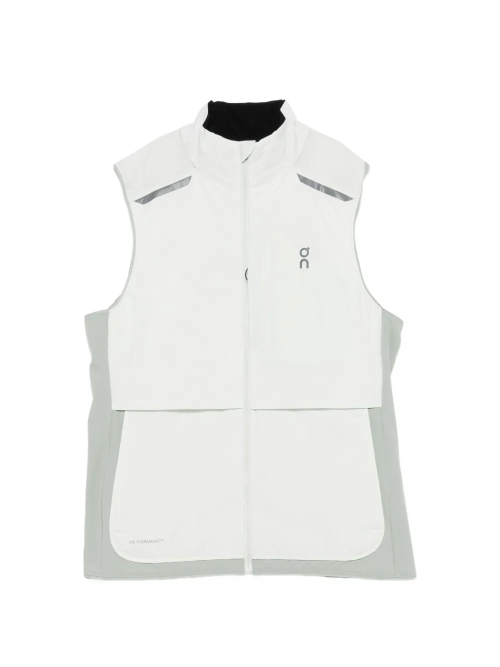 On reflective panelled gilet - Grau