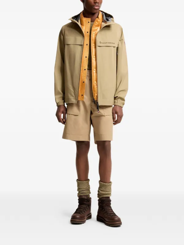 Moncler Grenoble パッチポケット ショートパンツ | ニュートラル