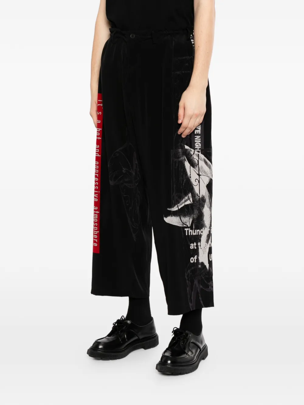 Yohji Yamamoto Broek met grafische print Zwart