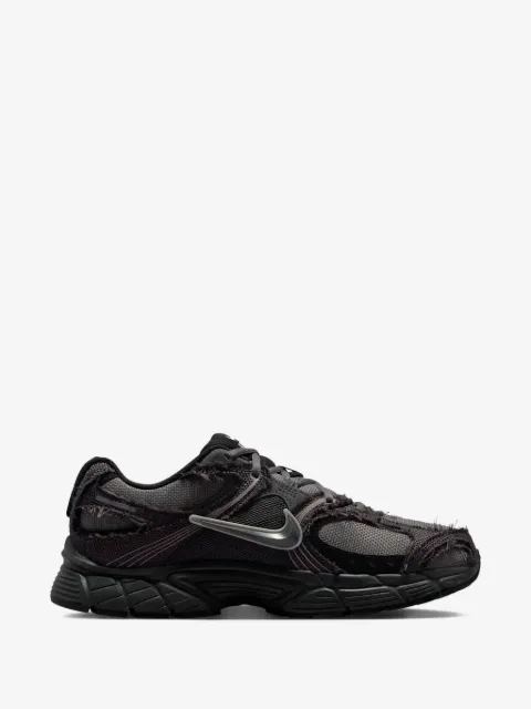 Nike baskets V5 RNR à bords francs