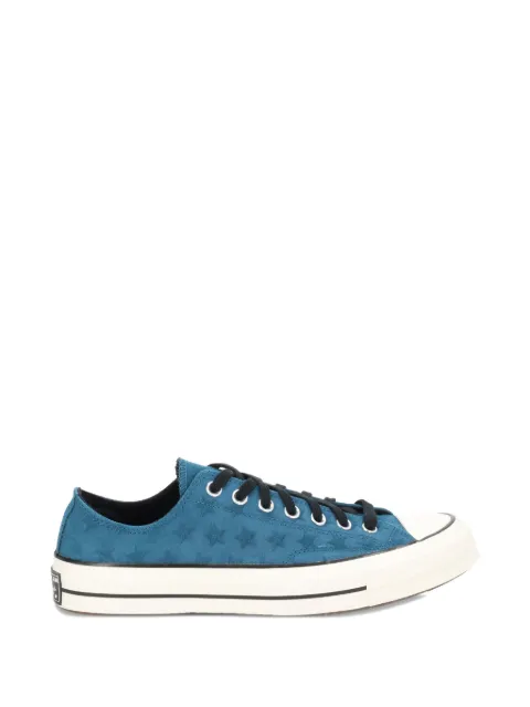 Converse tenis con motivo de estrella en colaboración con Chuck Taylor