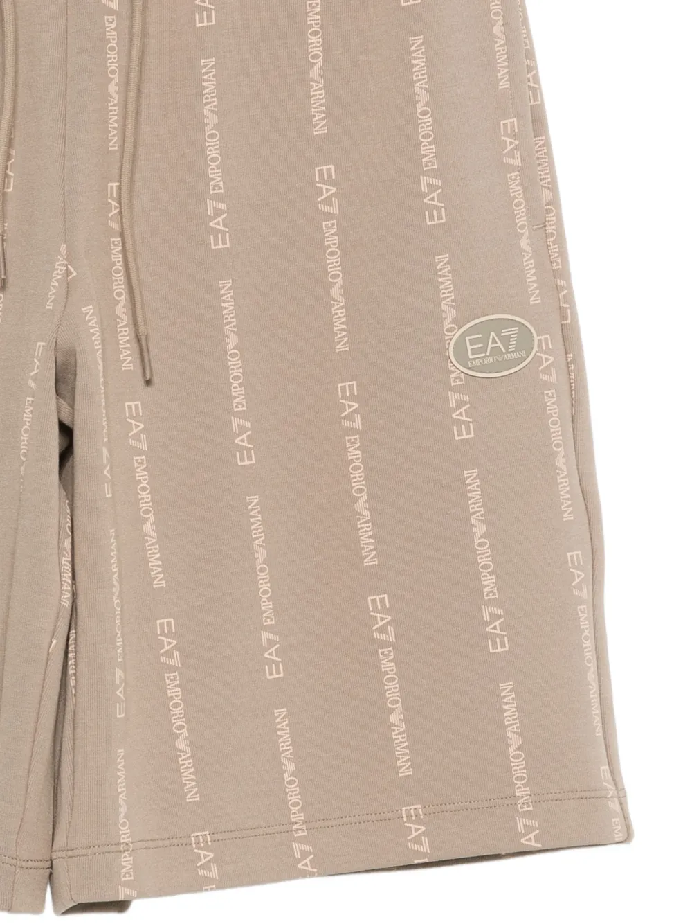 Ea7 Emporio Armani Shorts met logoprint Beige