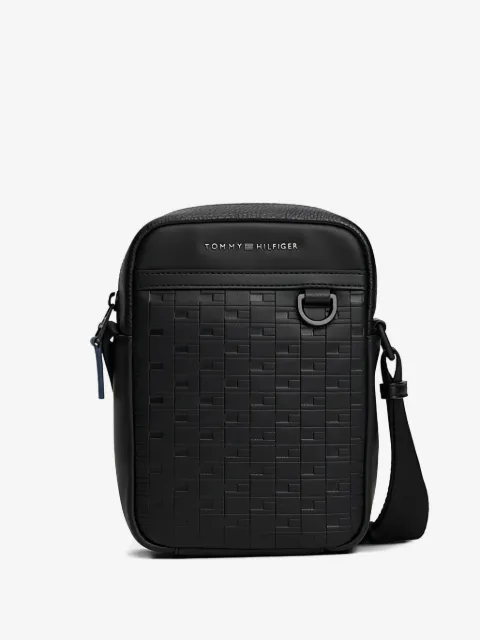 Tommy Hilfiger logo-detail textured messenger bag