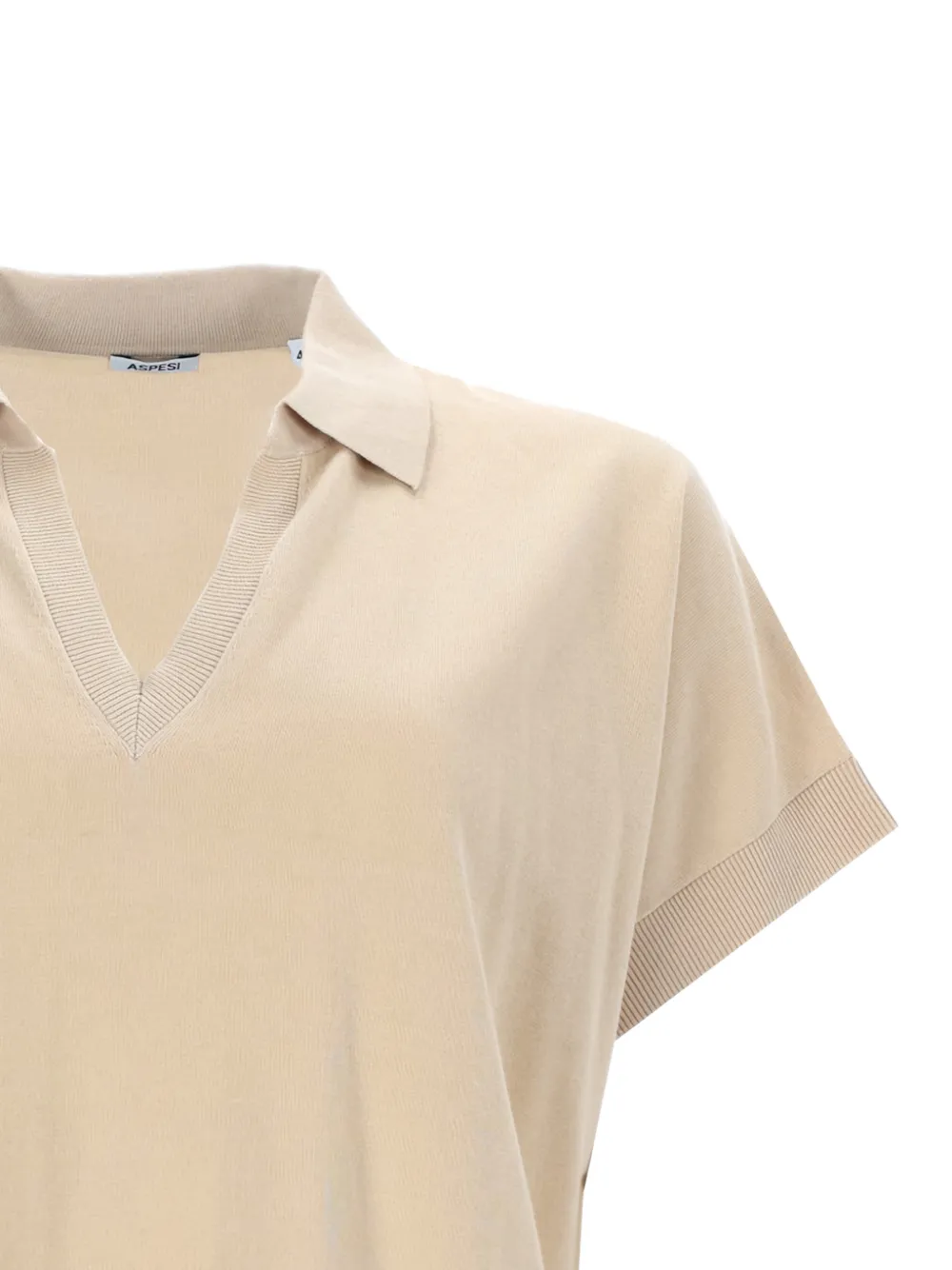 Wingtip-Collar T-Shirt