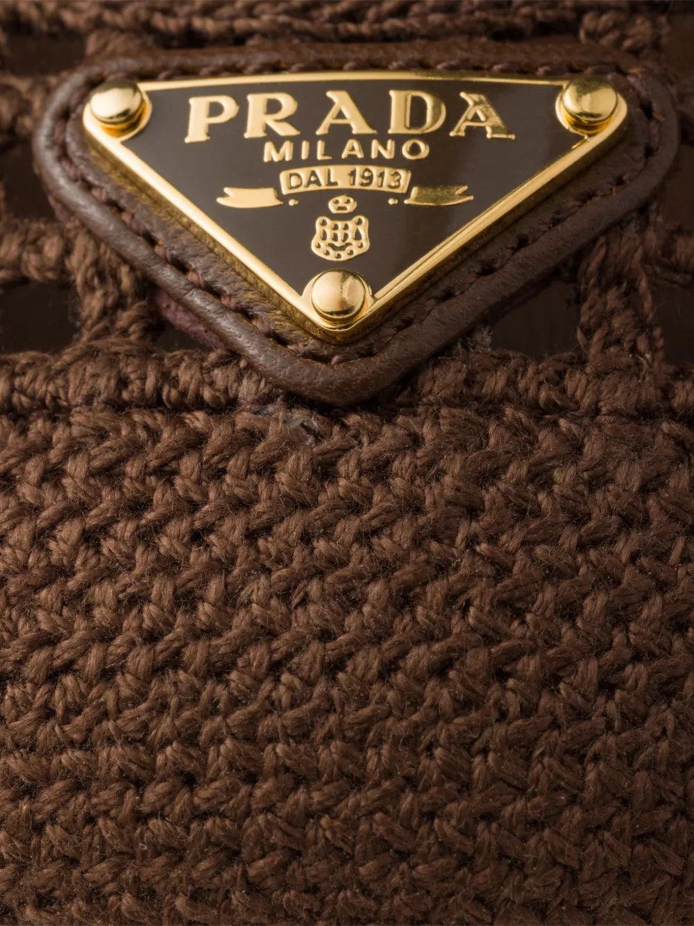 Prada Pumps met gehaakte afwerking en metalen gesp Bruin