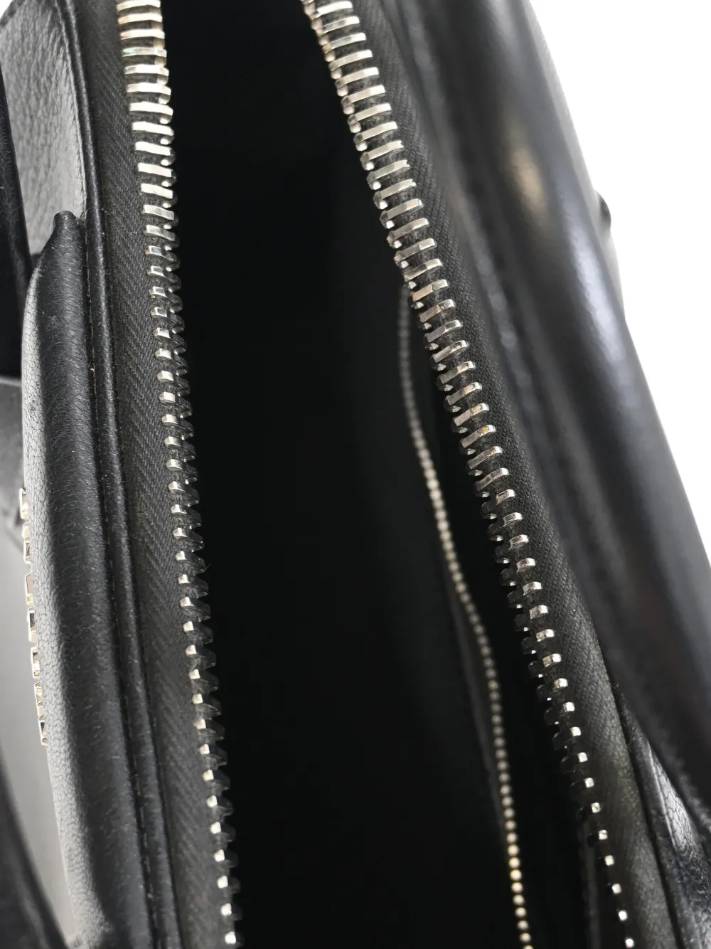 Small Antigona Leather Handbag