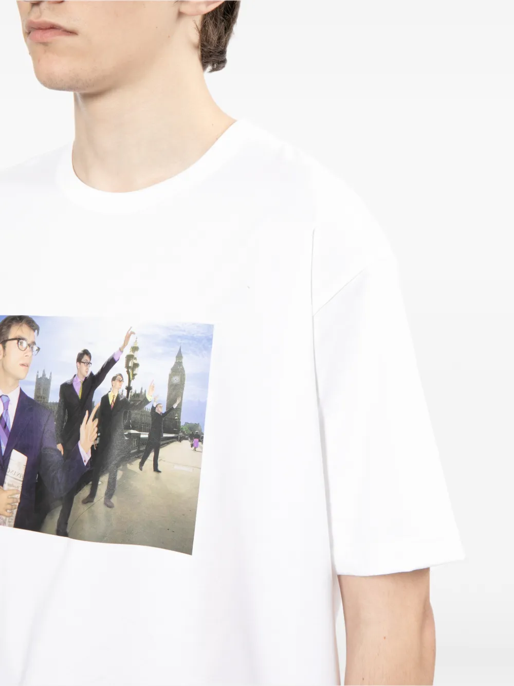 Junya Watanabe MAN T-shirt met grafische print Beige