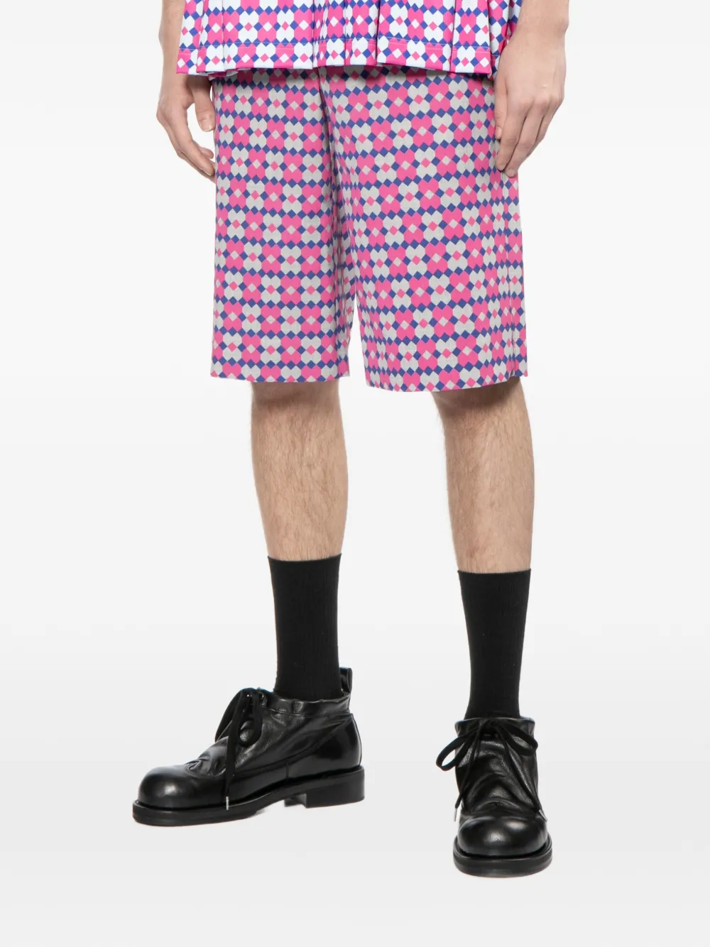 Comme des Garçons Homme Plus Shorts met geometrische print Roze