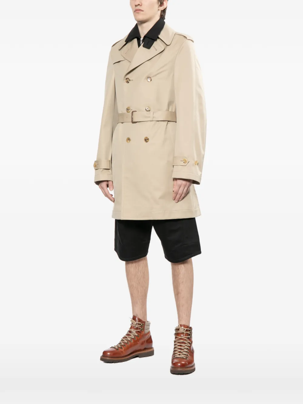 Junya Watanabe MAN Trenchcoat met dubbele rij knopen Beige