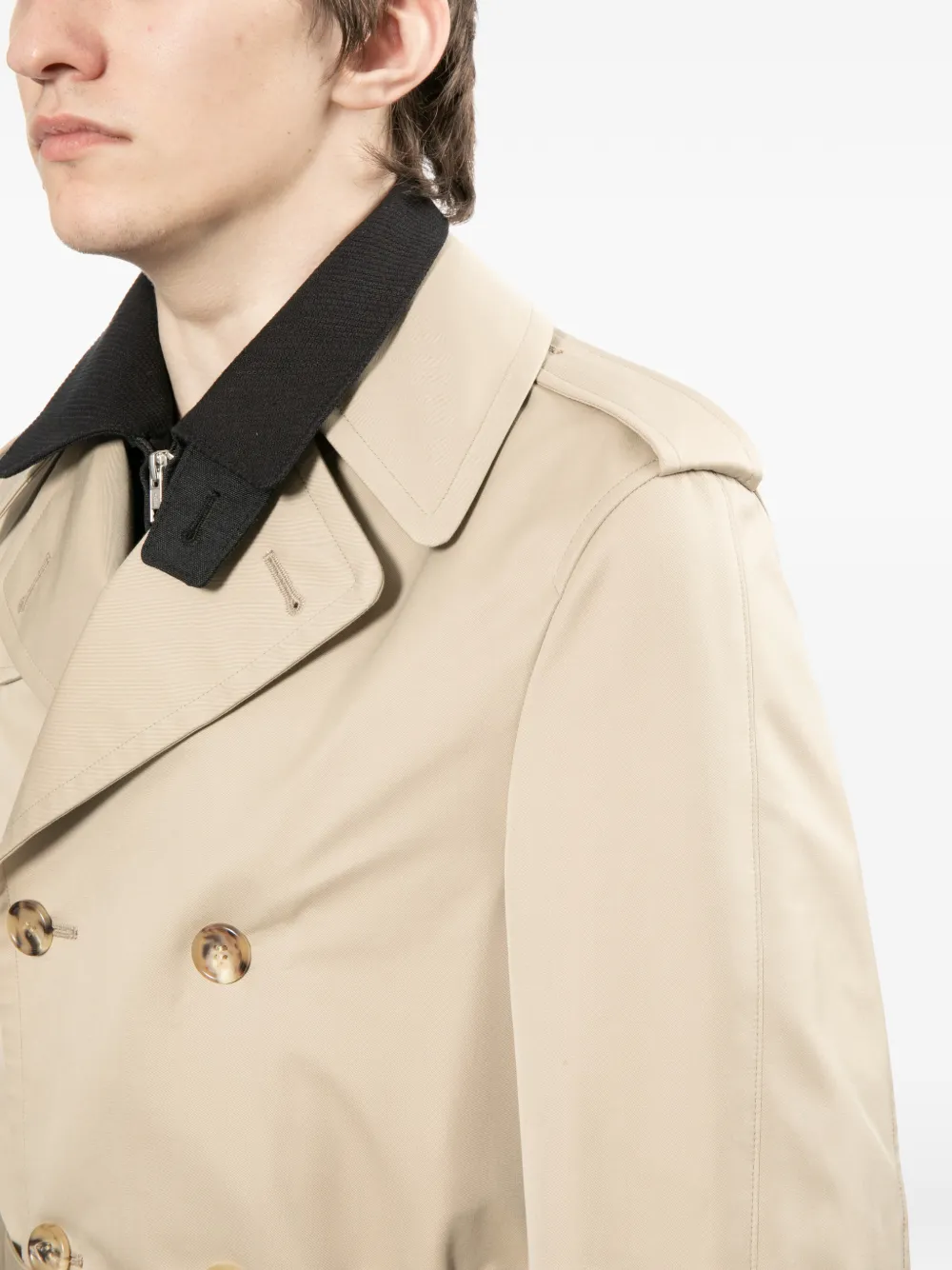 Junya Watanabe MAN Trenchcoat met dubbele rij knopen Beige