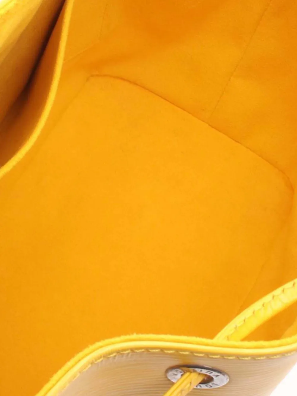 Louis Vuitton Pre-owned 2013 Epi Noe BB Bucket Bag in Yellow, view 4