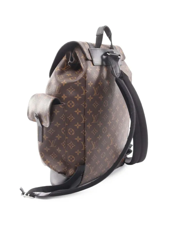 knock off lululemon belt bags REAL VS. FAKE* Zoom in. Can you tell which Lululemon belt bag is FAKE?  Swipe to see the easiest way to spot a fake! #themoreyouknow