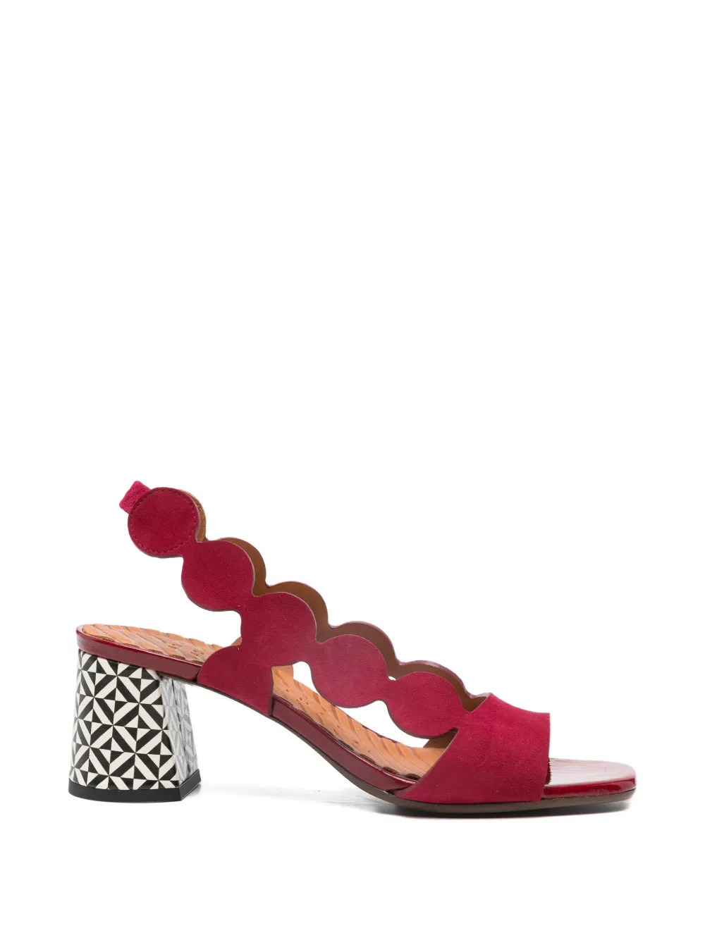 Chie Mihara Sandalen met gewelfde hak Rood