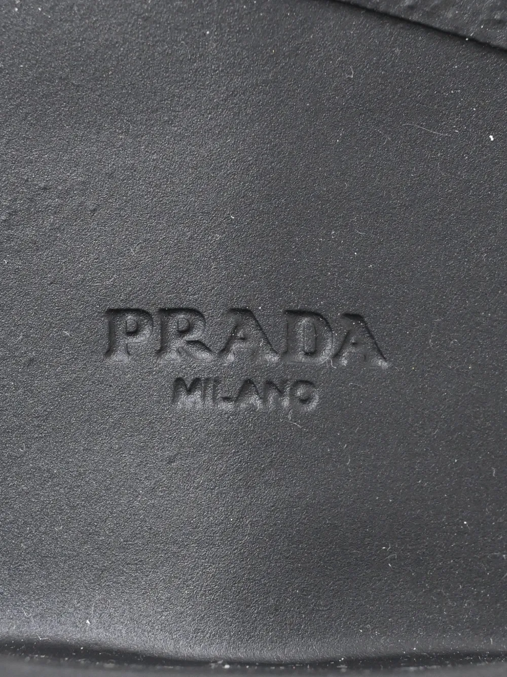 Triangle-Logo Loafers