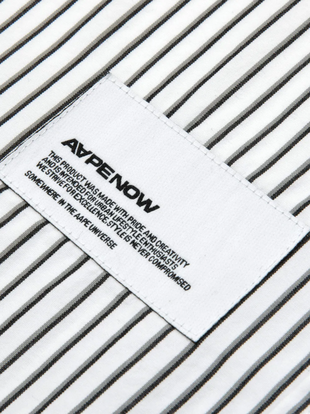 AAPE BY *A BATHING APE Gestreept overhemd Wit
