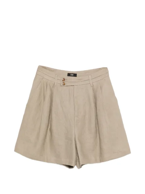 Eleh button pleated shorts