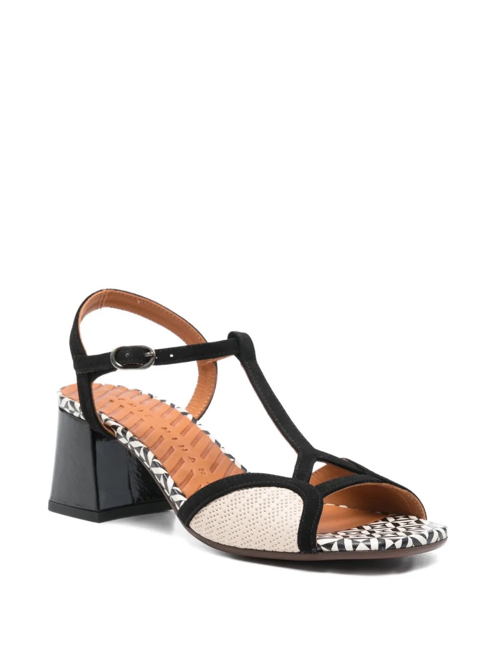 Chie Mihara Sandalen met T-bandje en patroon Zwart