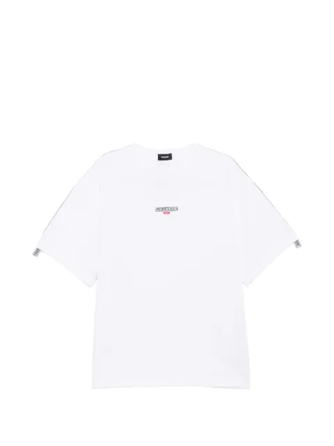 We11done logo-embossed T-shirt
