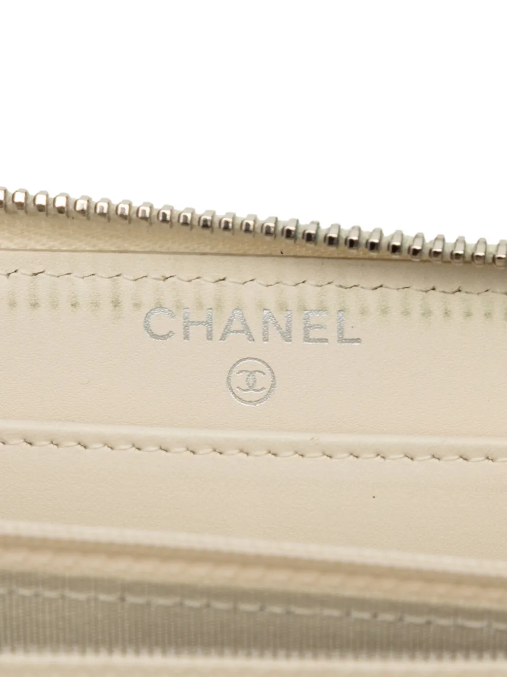 2014-2015 Cc Quilted Iridescent Caviar Zip Around Wallet Long Wallets