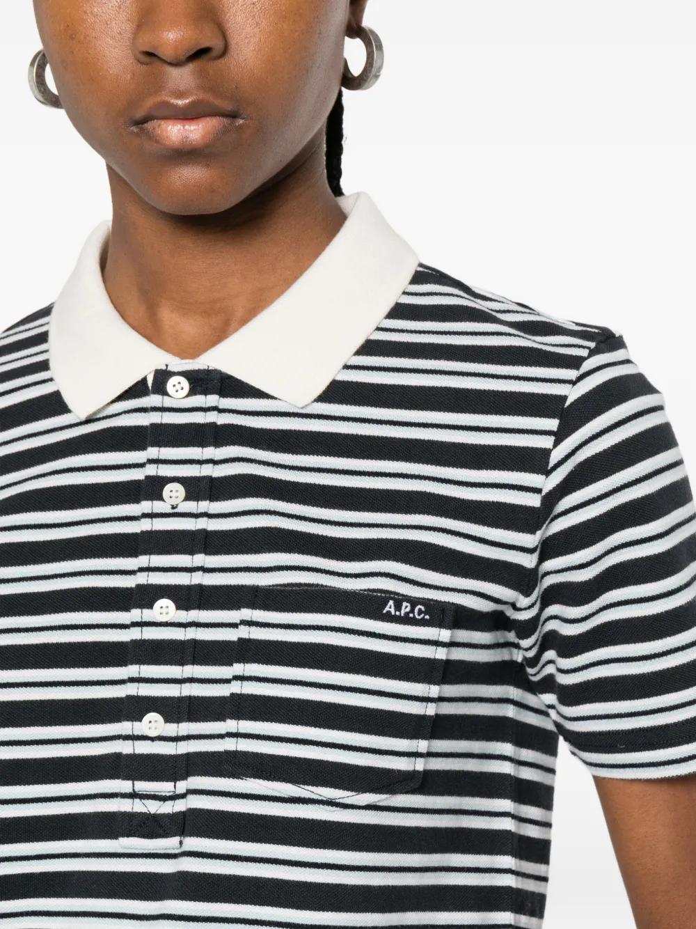 A.P.C. Poloshirt met gestreepte zak Blauw