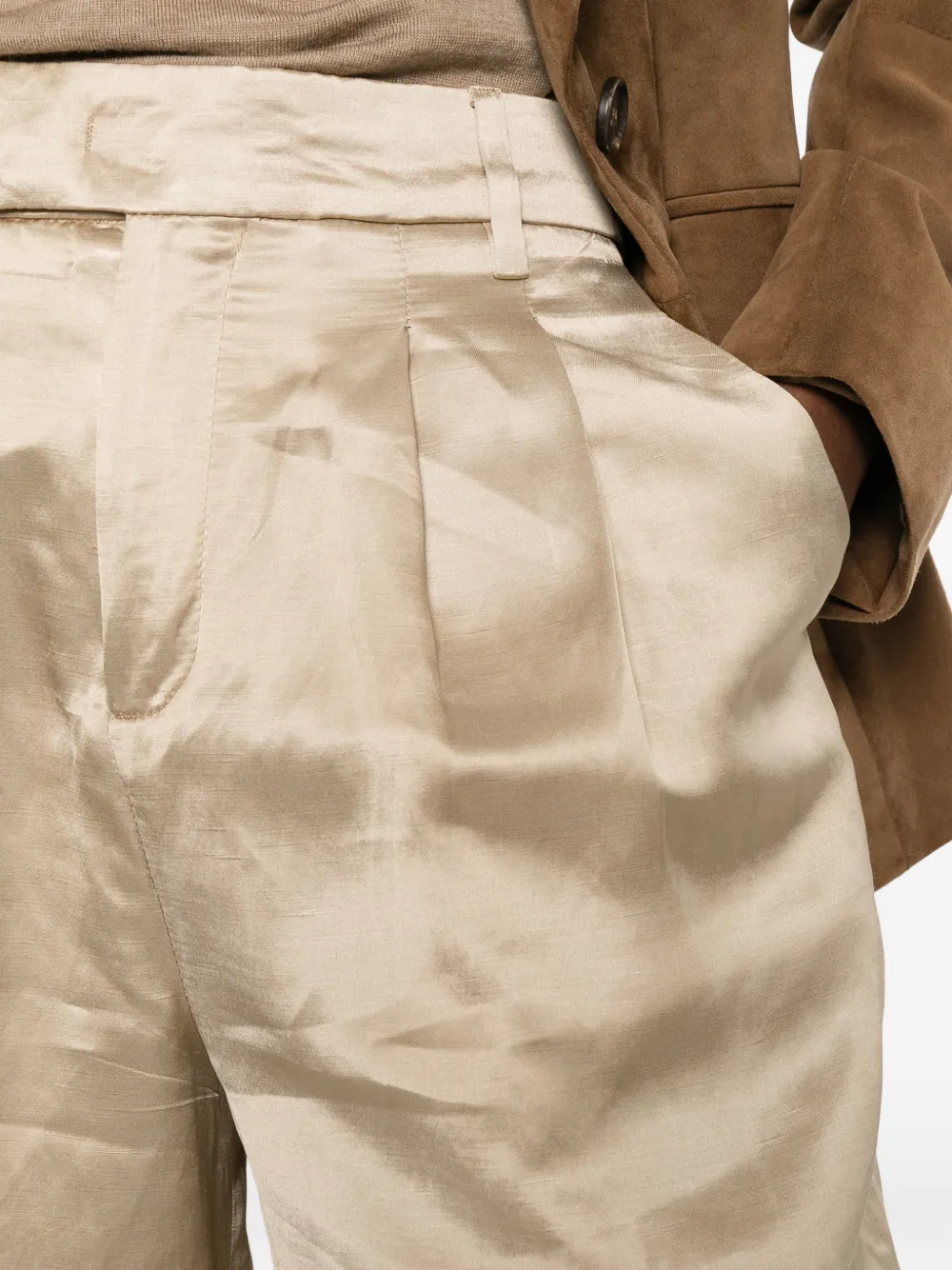 Briglia 1949 Isabellew geplooide shorts met omgeslagen pijpen Beige