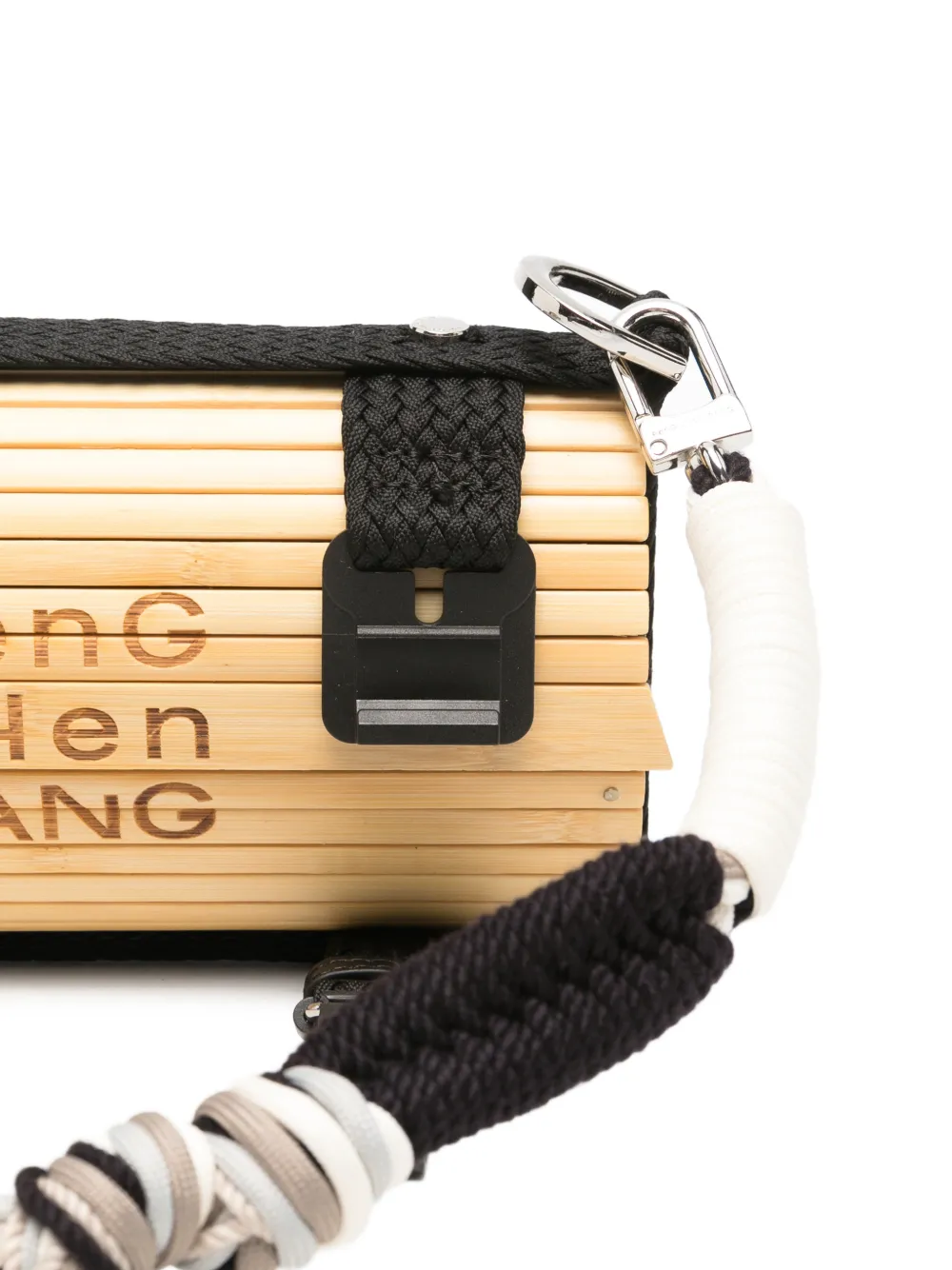 Feng Chen Wang Clutch met bamboe en gesp Beige