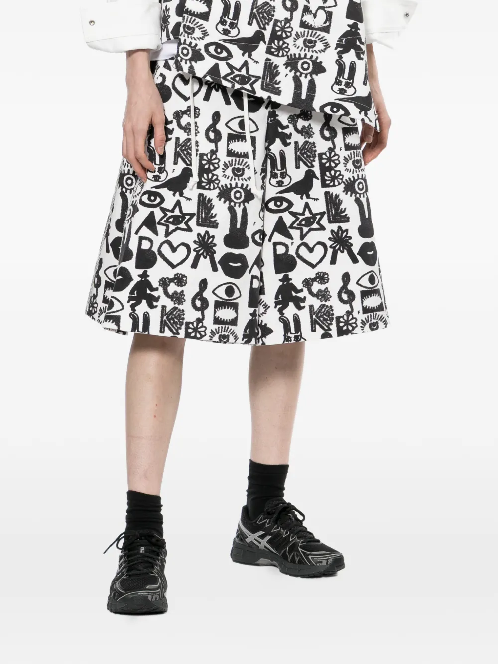 Black Comme Des Garçons Shorts met grafische print en rits Wit