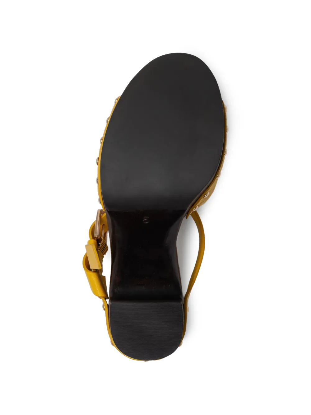 Bernardo Luxor sandalen met plateauzool en studs Geel