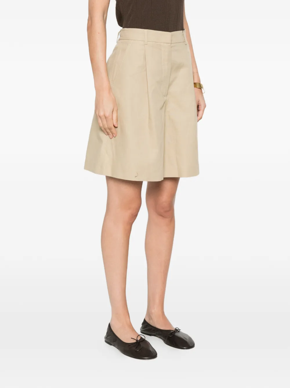  Weekend Max Mara Pleated Shorts - Neutrals 