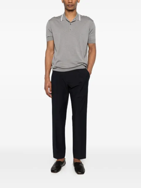 Greyed pleated trousers