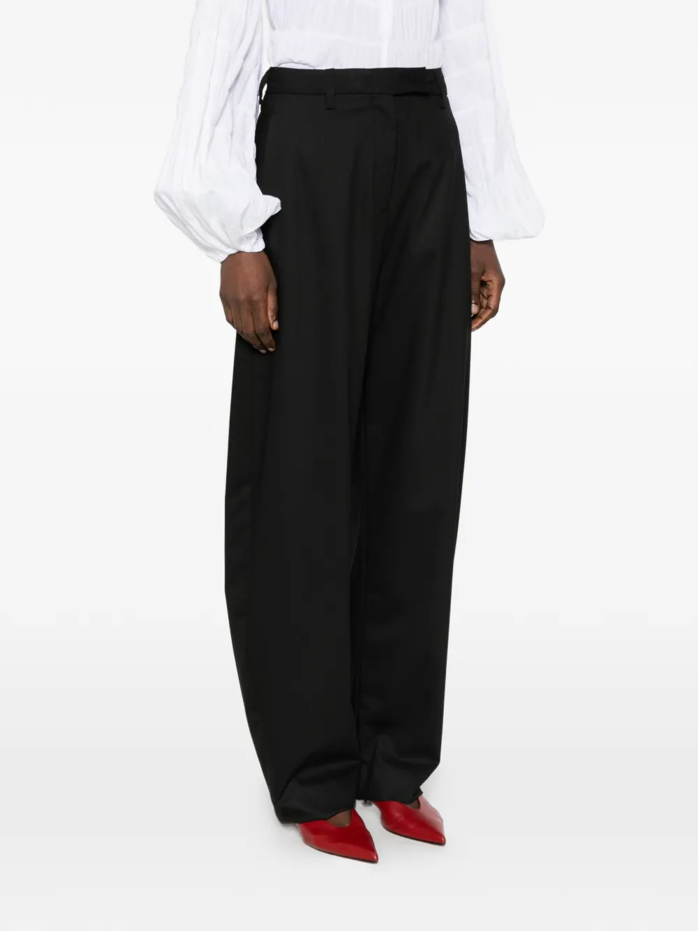 Thelatest Dina Trousers - Black 