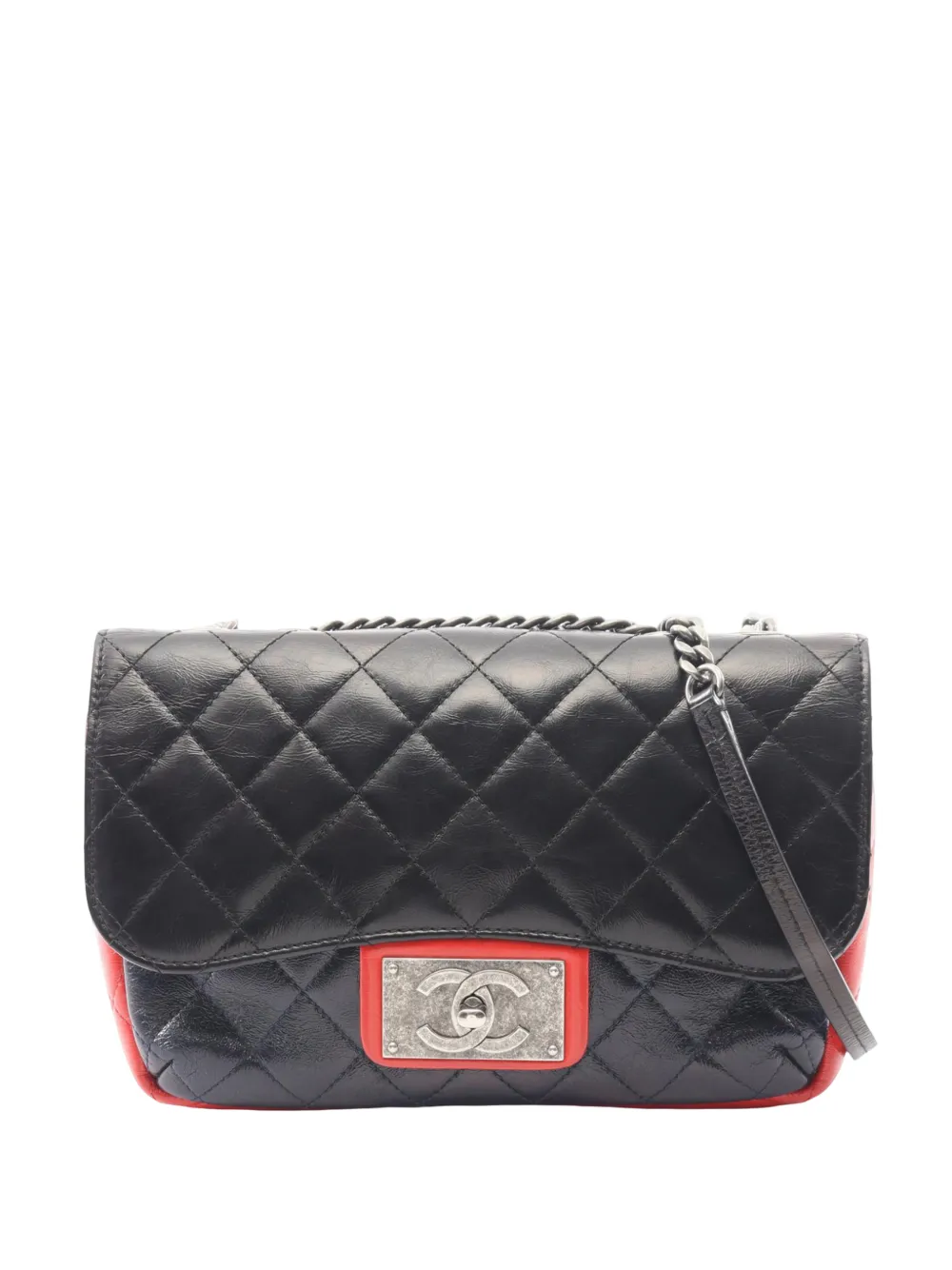 CHANEL Pre-Owned Borsa a spalla CC media in pelle di vitello trapuntata lucida con battente 2015-2016 - Nero