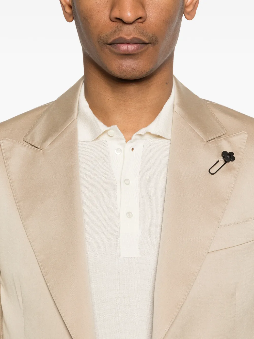 Lardini Pak met enkele rij knopen Beige